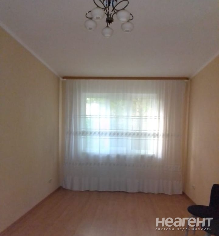 Сдается 1-комнатная квартира, 37 м²