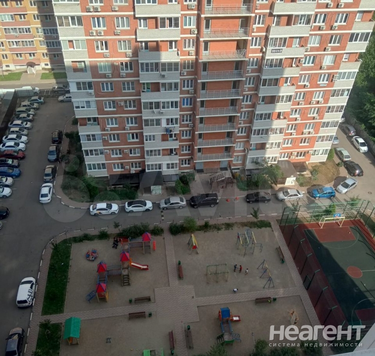 Продается 1-комнатная квартира, 37,5 м²