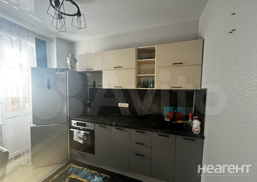 Продается 1-комнатная квартира, 38,6 м²