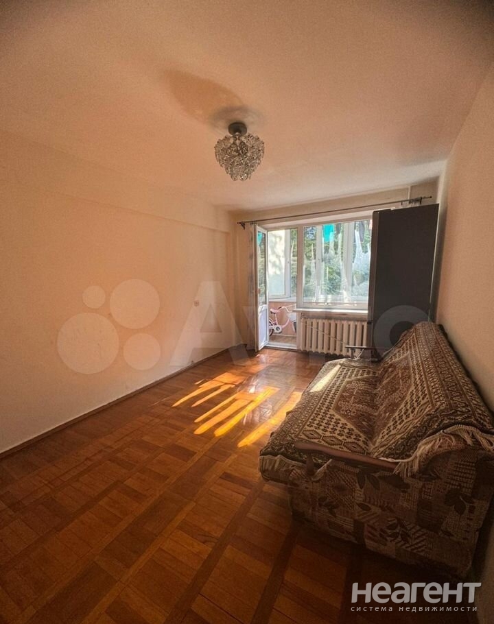 Продается 3-х комнатная квартира, 59 м²