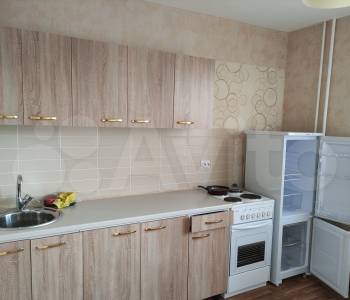 Сдается 1-комнатная квартира, 40 м²