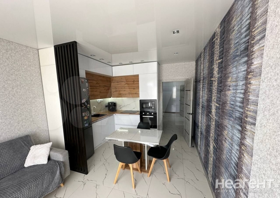 Продается 2-х комнатная квартира, 72 м²