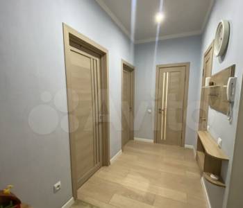 Продается 1-комнатная квартира, 38 м²