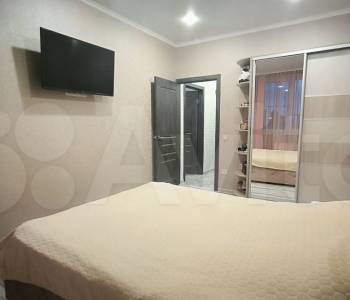 Продается 1-комнатная квартира, 35 м²