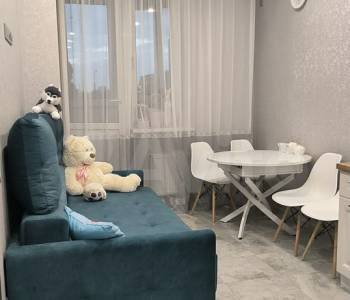 Продается 1-комнатная квартира, 35 м²