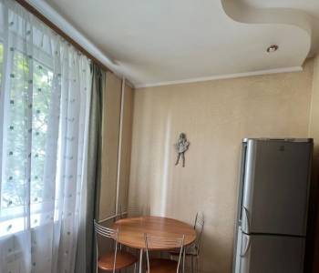 Продается 1-комнатная квартира, 38 м²