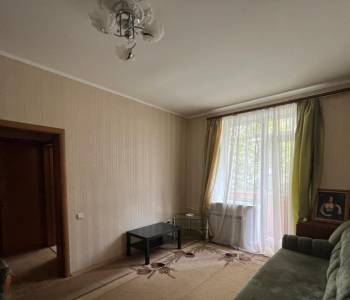 Продается 1-комнатная квартира, 38 м²
