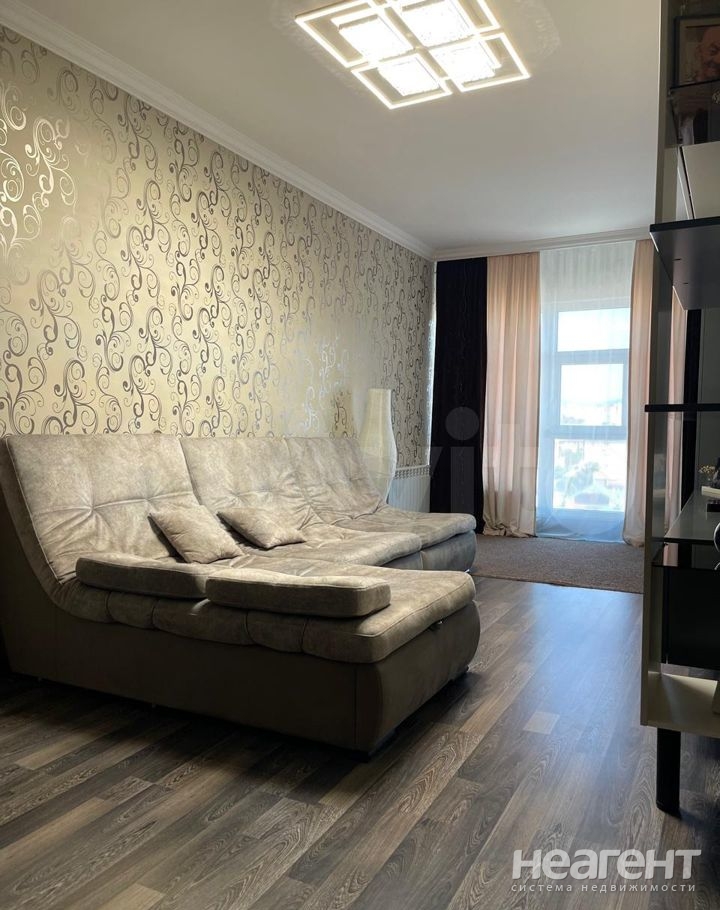 Продается 2-х комнатная квартира, 74,1 м²