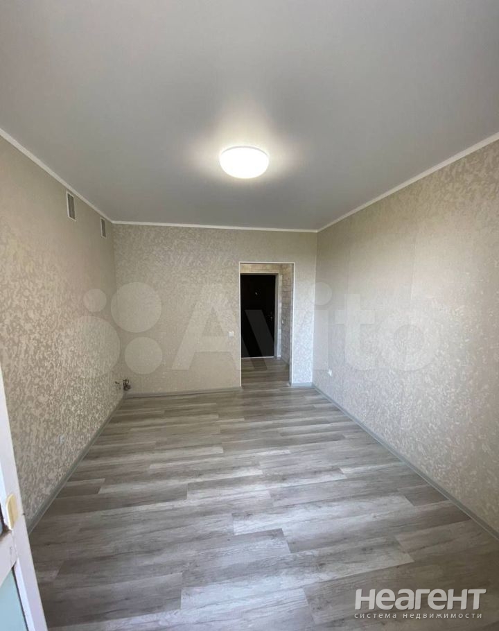 Продается 1-комнатная квартира, 18 м²