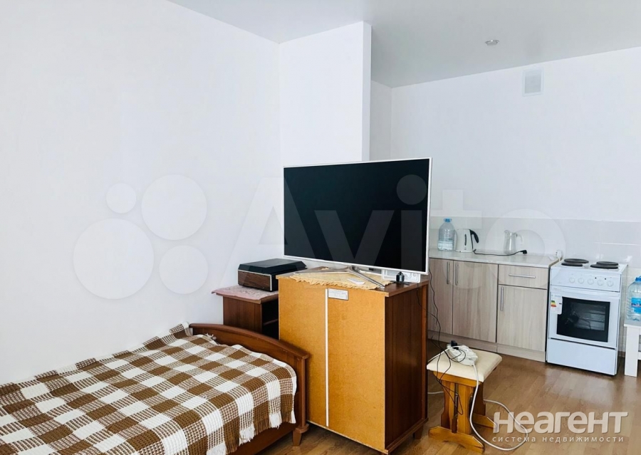 Продается 1-комнатная квартира, 32 м²