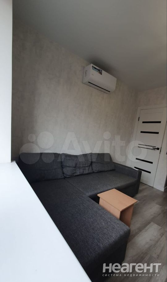 Продается 1-комнатная квартира, 32 м²