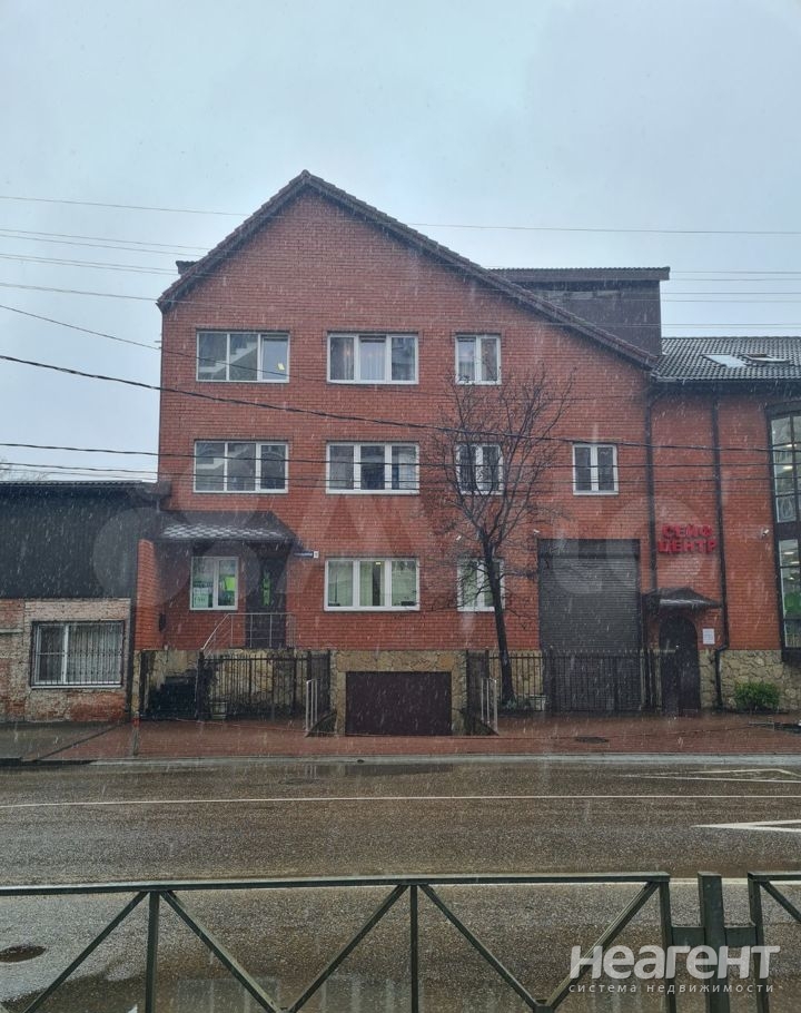 Сдается Офис, 300 м²