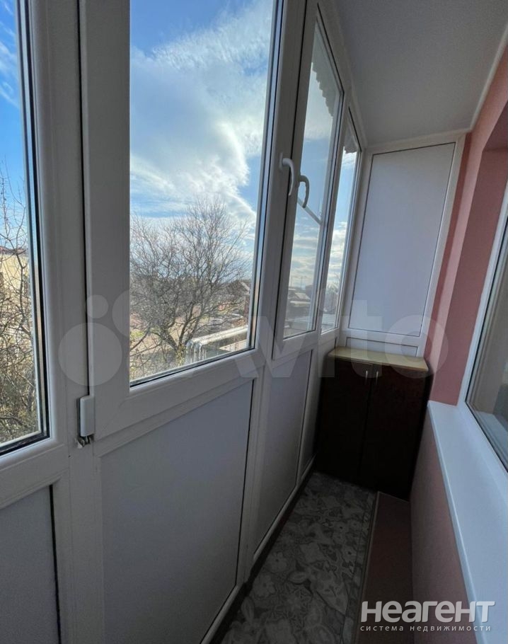 Продается 1-комнатная квартира, 32 м²