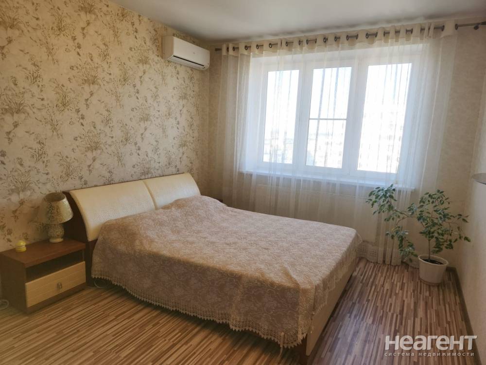 Продается Многокомнатная квартира, 154,4 м²