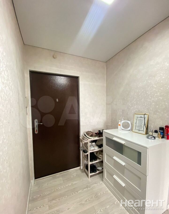 Продается 1-комнатная квартира, 41 м²