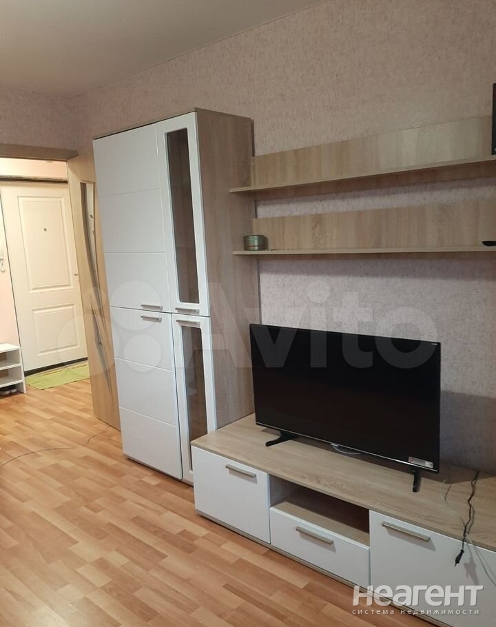 Продается 1-комнатная квартира, 28,4 м²