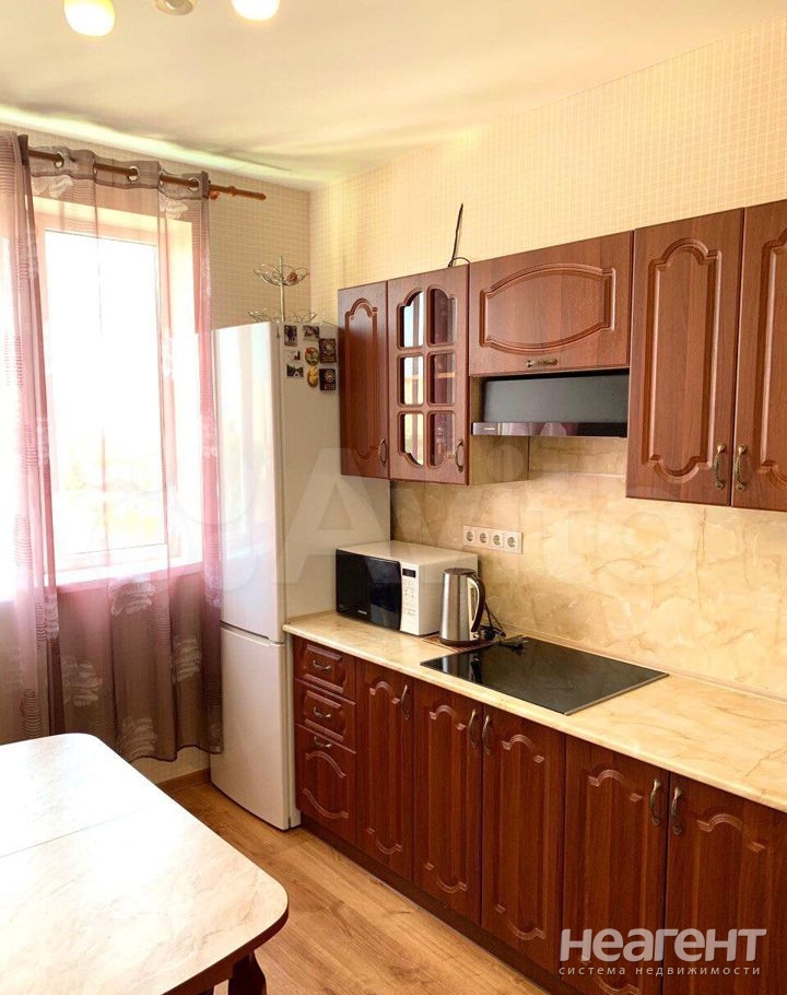 Продается 1-комнатная квартира, 35 м²