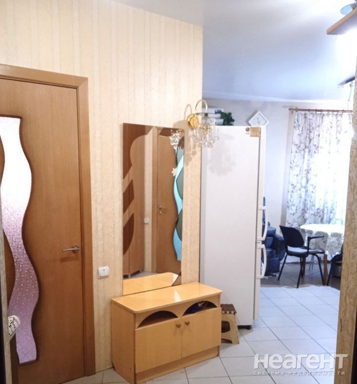 Продается 2-х комнатная квартира, 64 м²