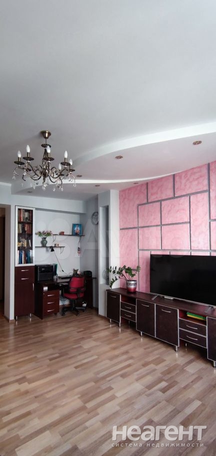 Продается 3-х комнатная квартира, 90 м²