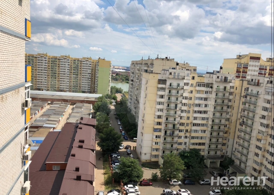 Продается 1-комнатная квартира, 36 м²