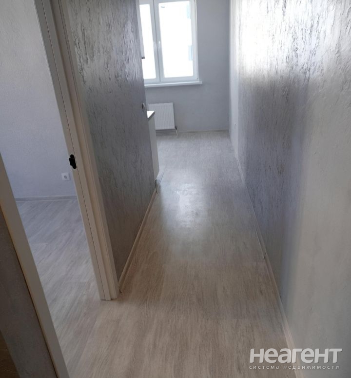 Продается 1-комнатная квартира, 40 м²