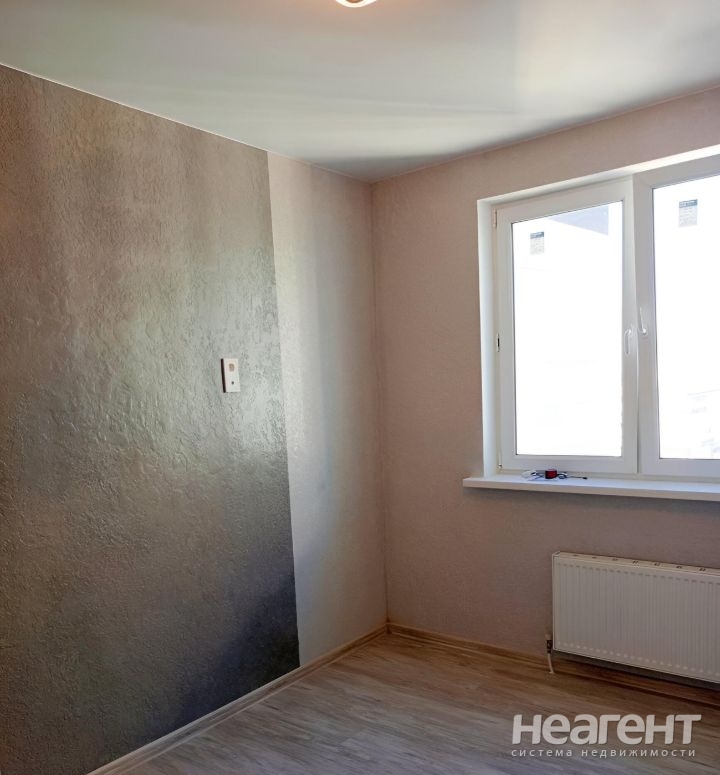 Продается 1-комнатная квартира, 40 м²