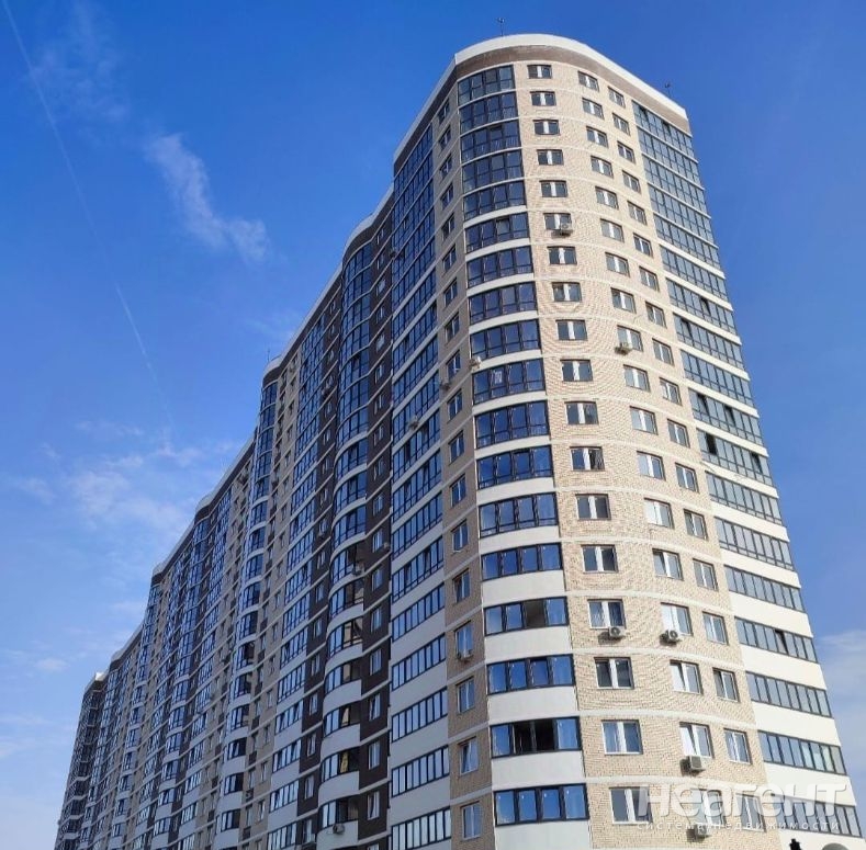 Продается 1-комнатная квартира, 41 м²