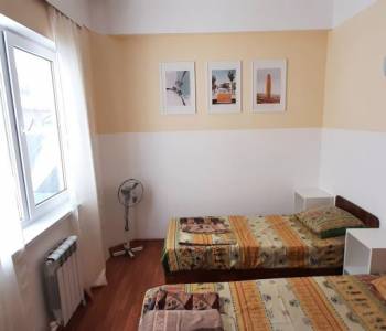 Сдается Нежилое помещение, 250 м²