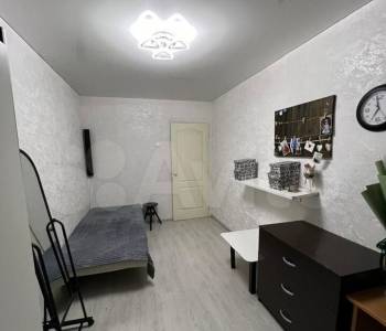 Продается Многокомнатная квартира, 75 м²