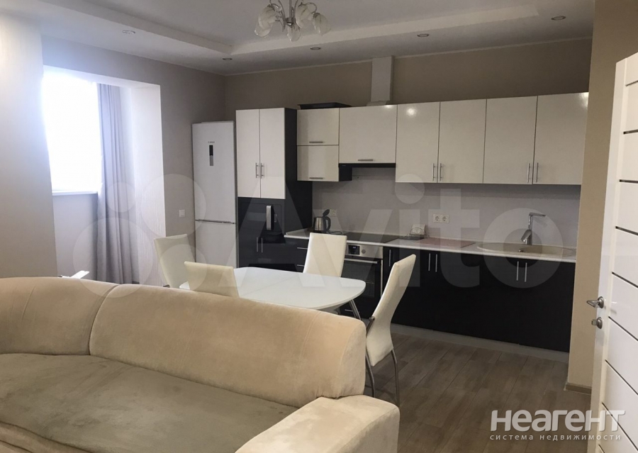 Продается 1-комнатная квартира, 44,8 м²