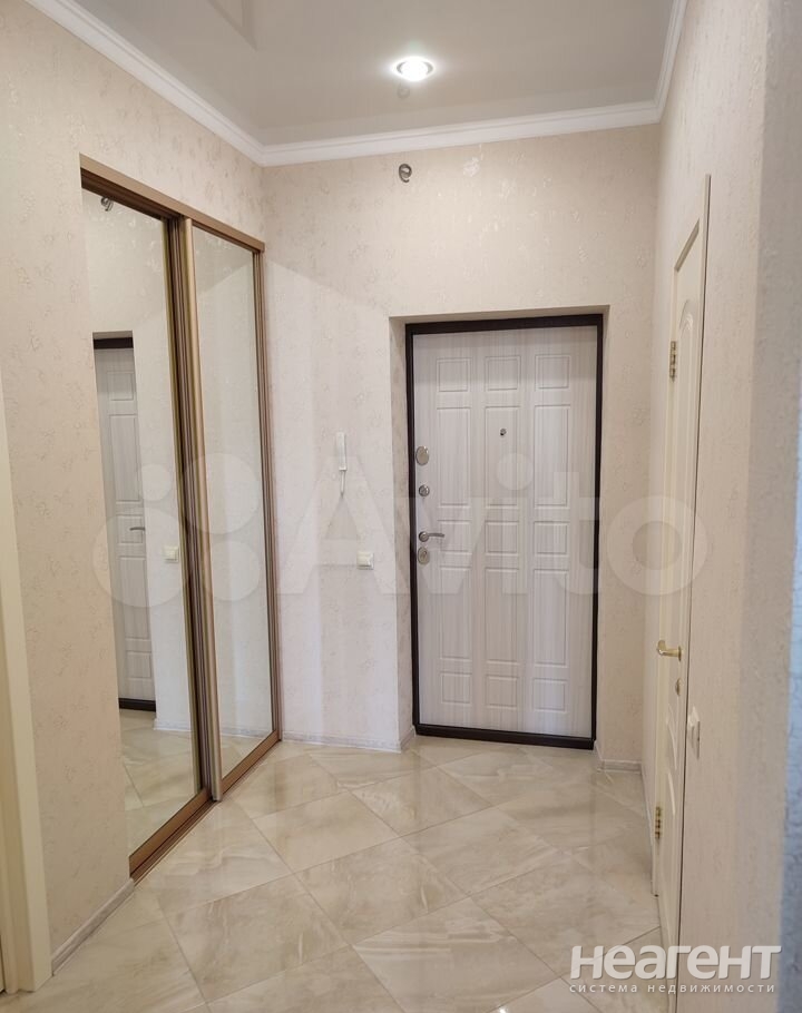 Продается 1-комнатная квартира, 48,9 м²