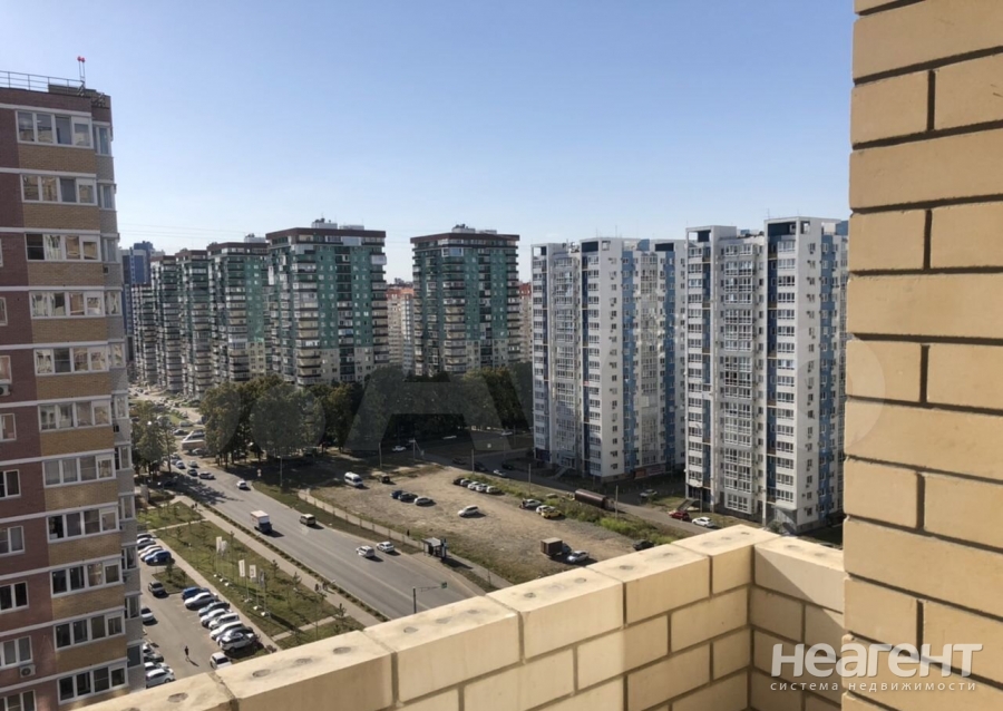 Продается 1-комнатная квартира, 39 м²