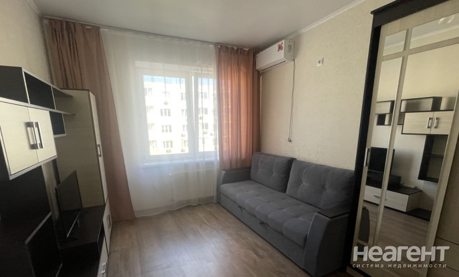 Продается 1-комнатная квартира, 36 м²