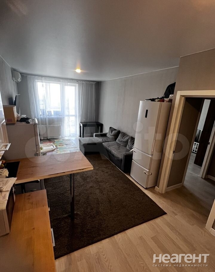 Продается 1-комнатная квартира, 48,8 м²