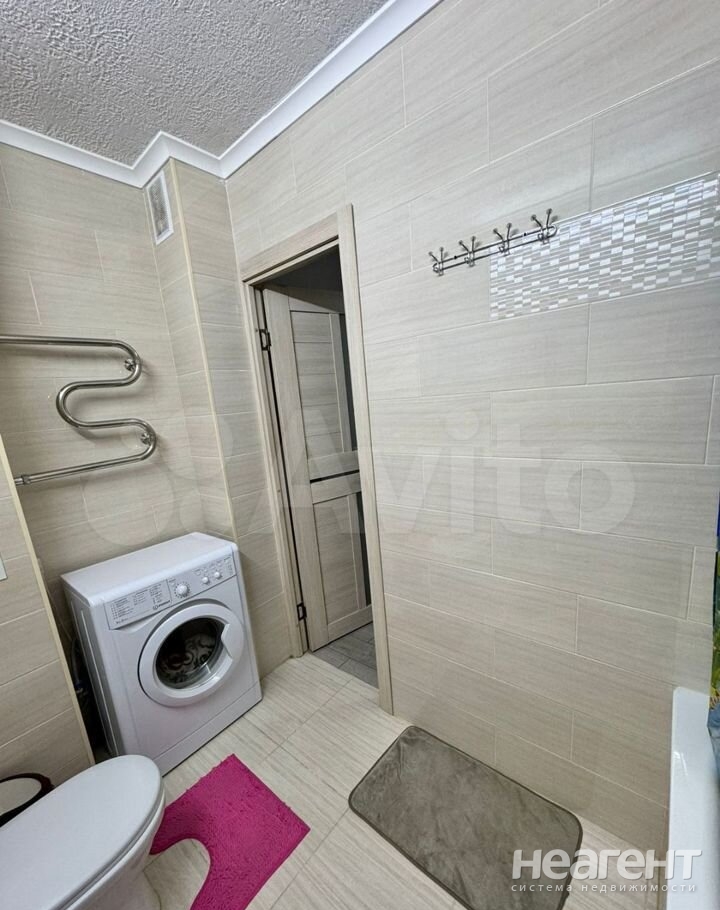 Продается 1-комнатная квартира, 40 м²