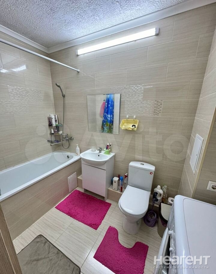 Продается 1-комнатная квартира, 40 м²