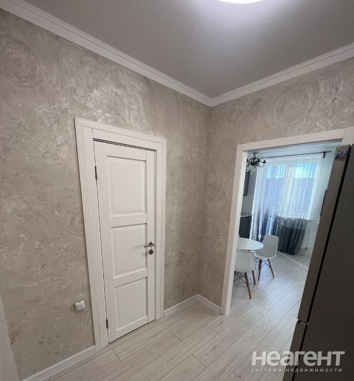 Продается 1-комнатная квартира, 35,2 м²