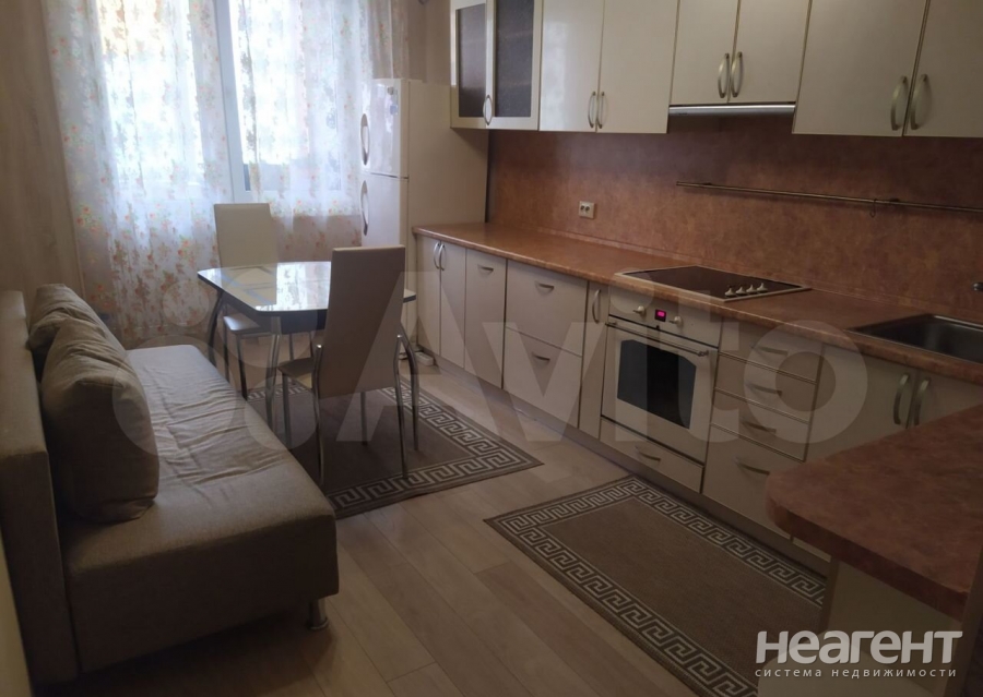 Продается 1-комнатная квартира, 39,3 м²