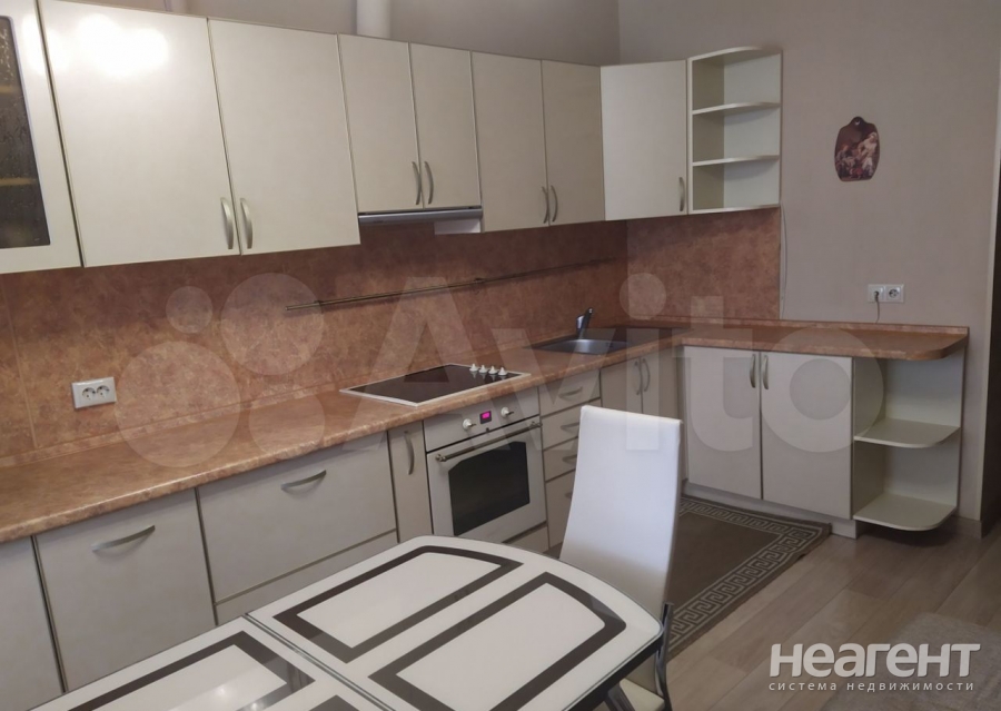 Продается 1-комнатная квартира, 39,3 м²