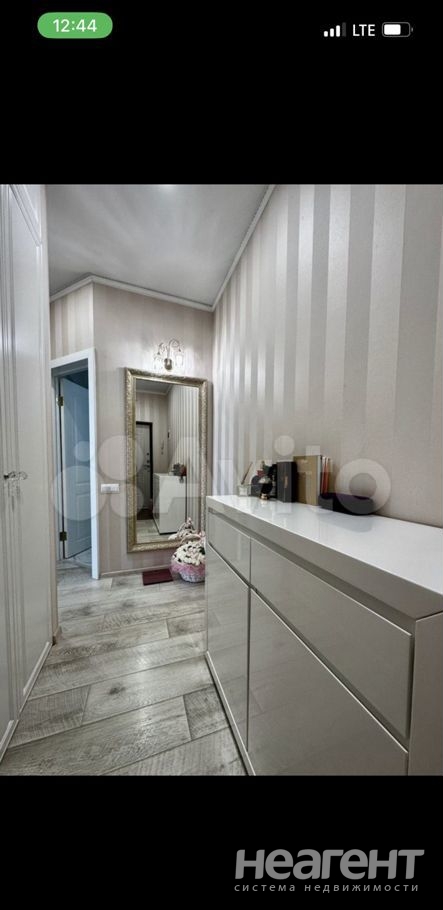 Продается 1-комнатная квартира, 37 м²