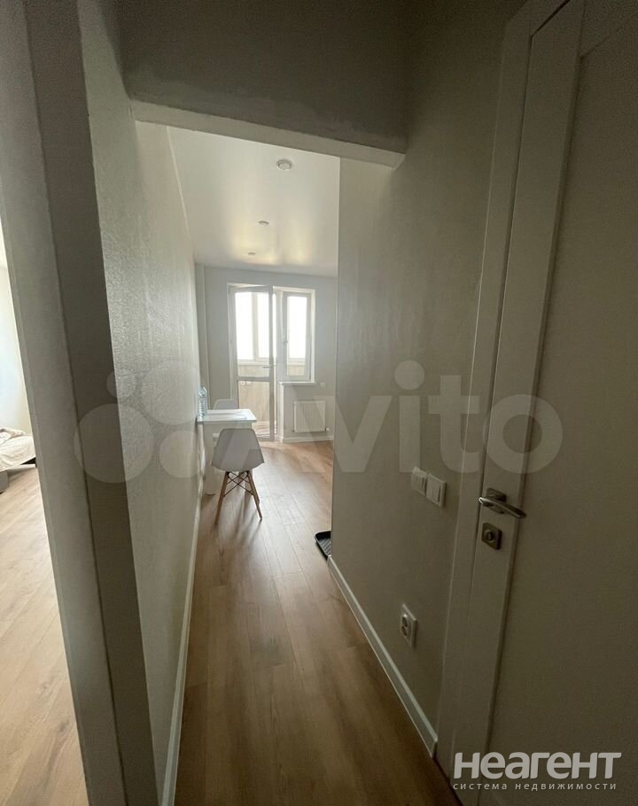 Продается 1-комнатная квартира, 40 м²