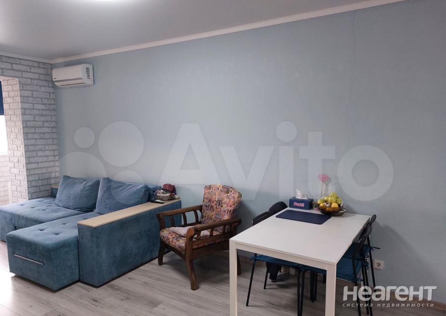 Продается 1-комнатная квартира, 42,5 м²