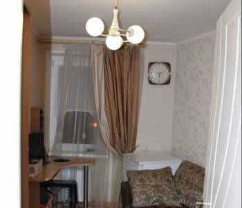 Продается Многокомнатная квартира, 80,6 м²