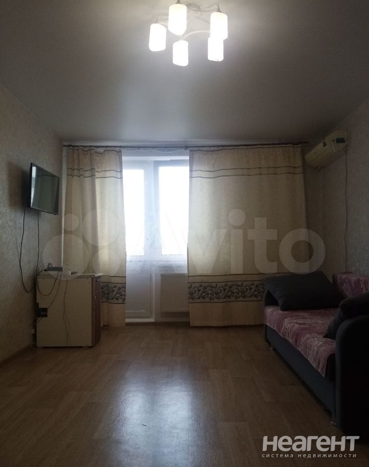 Продается 1-комнатная квартира, 37,7 м²