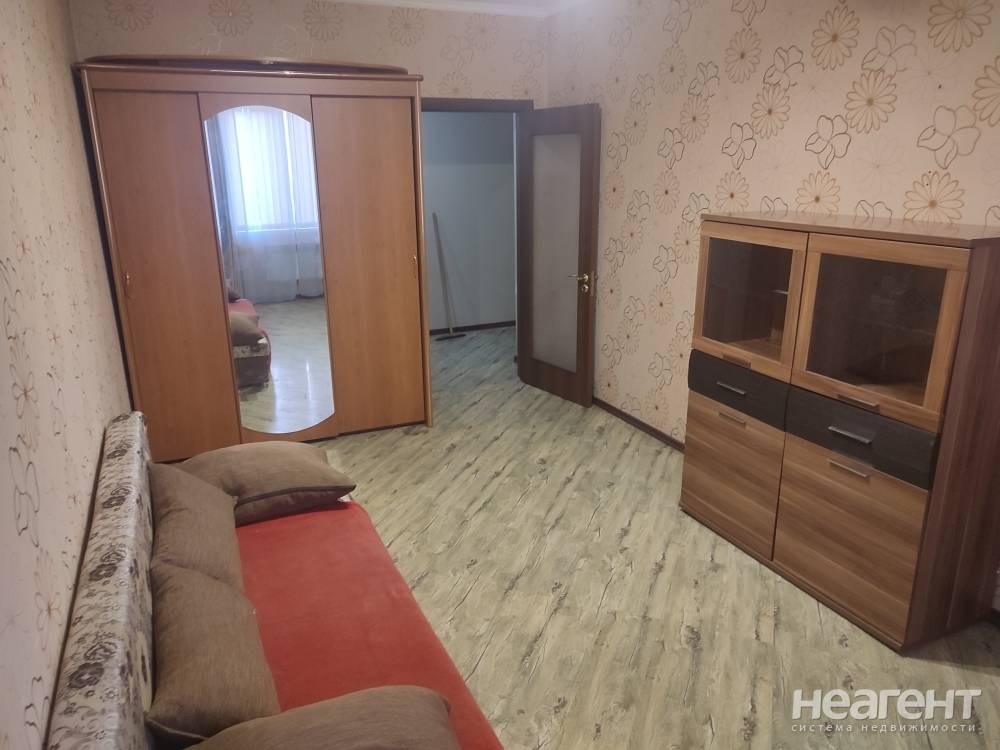 Сдается 2-х комнатная квартира, 74 м²