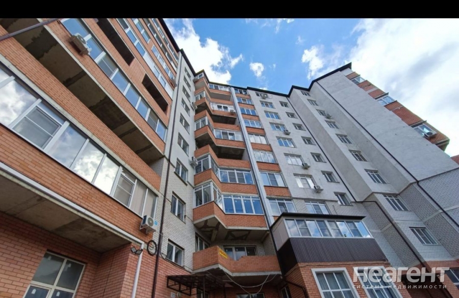 Продается 1-комнатная квартира, 54 м²