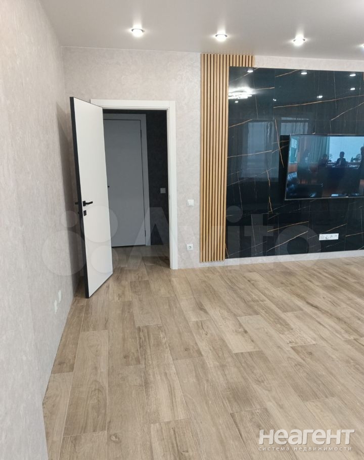 Продается 2-х комнатная квартира, 60,6 м²