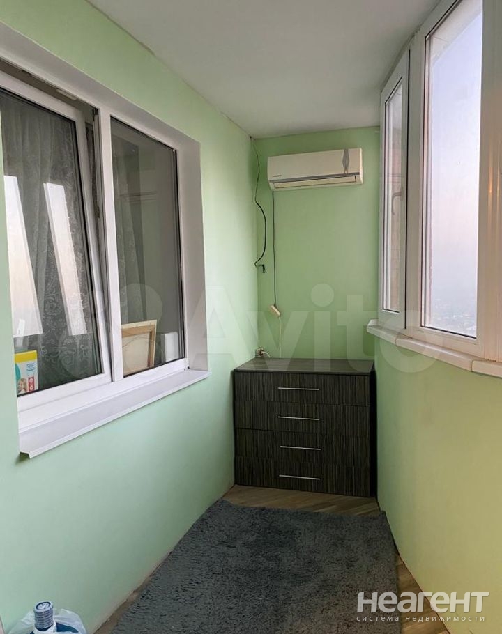 Продается 1-комнатная квартира, 46,8 м²