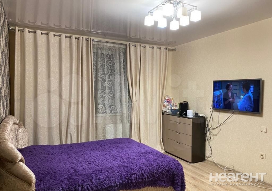 Продается 1-комнатная квартира, 46,8 м²