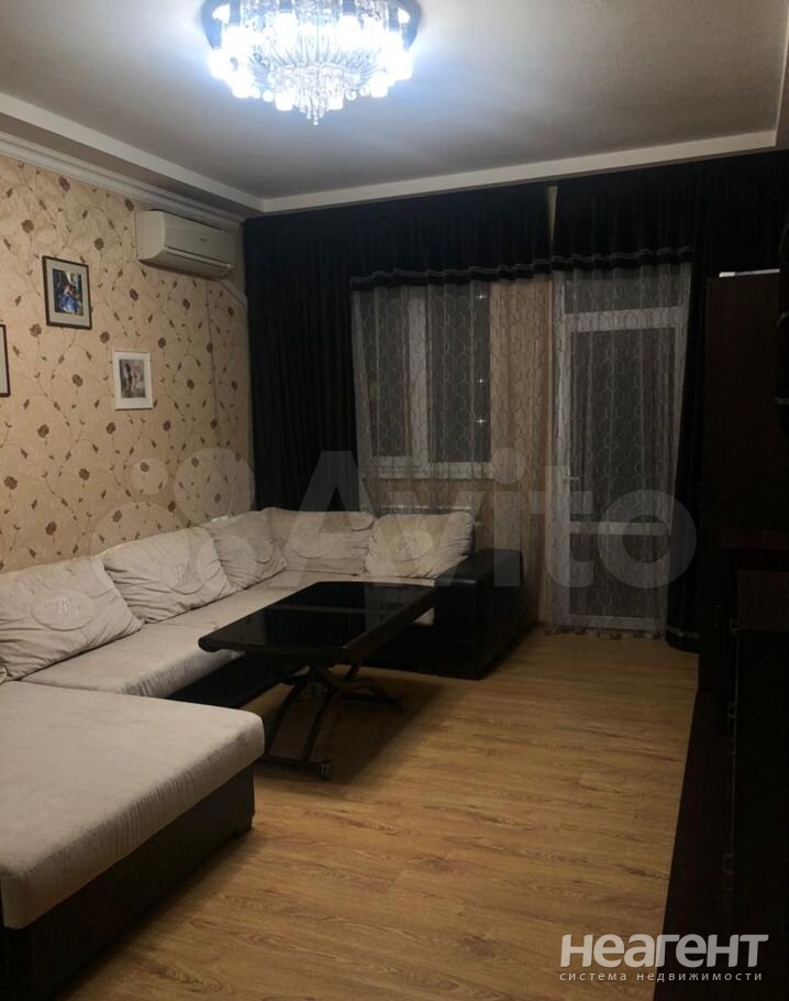 Сдается 2-х комнатная квартира, 61 м²